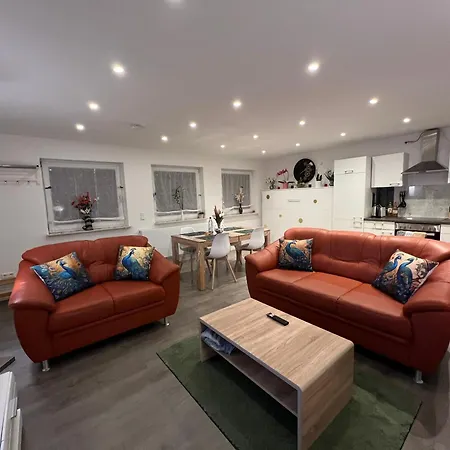 Apartment Vipstay Stilvolles 65m2 Mit Terasse, Kostenlosen Parkplatz Und Wlan, Nah Zu Sap, Mlp, Heidelberg, Museum Sinsheim, Motodrom Hockenheim Usw *